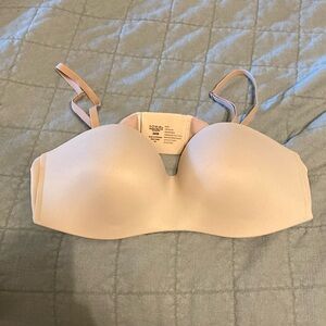 Like new Enbliss Stay Put Wireless Strapless Bra